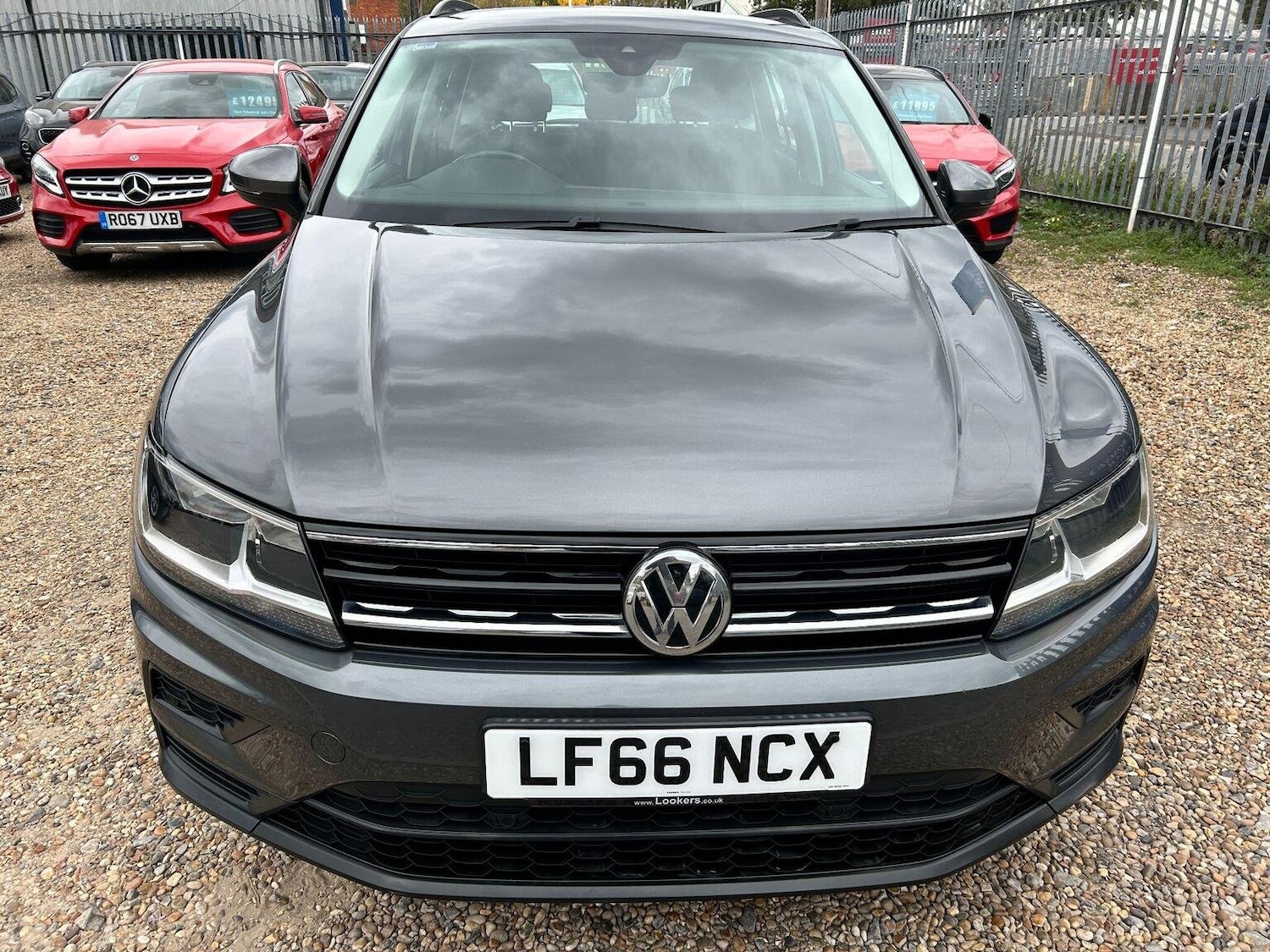 Used Volkswagen Tiguan 2016 for sale - 77802355: Photo 2