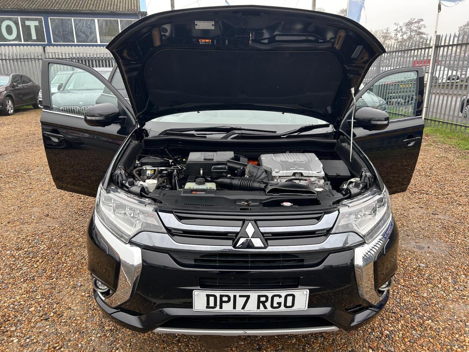 Used Mitsubishi Outlander 2017 for sale - 77807171: Photo 14