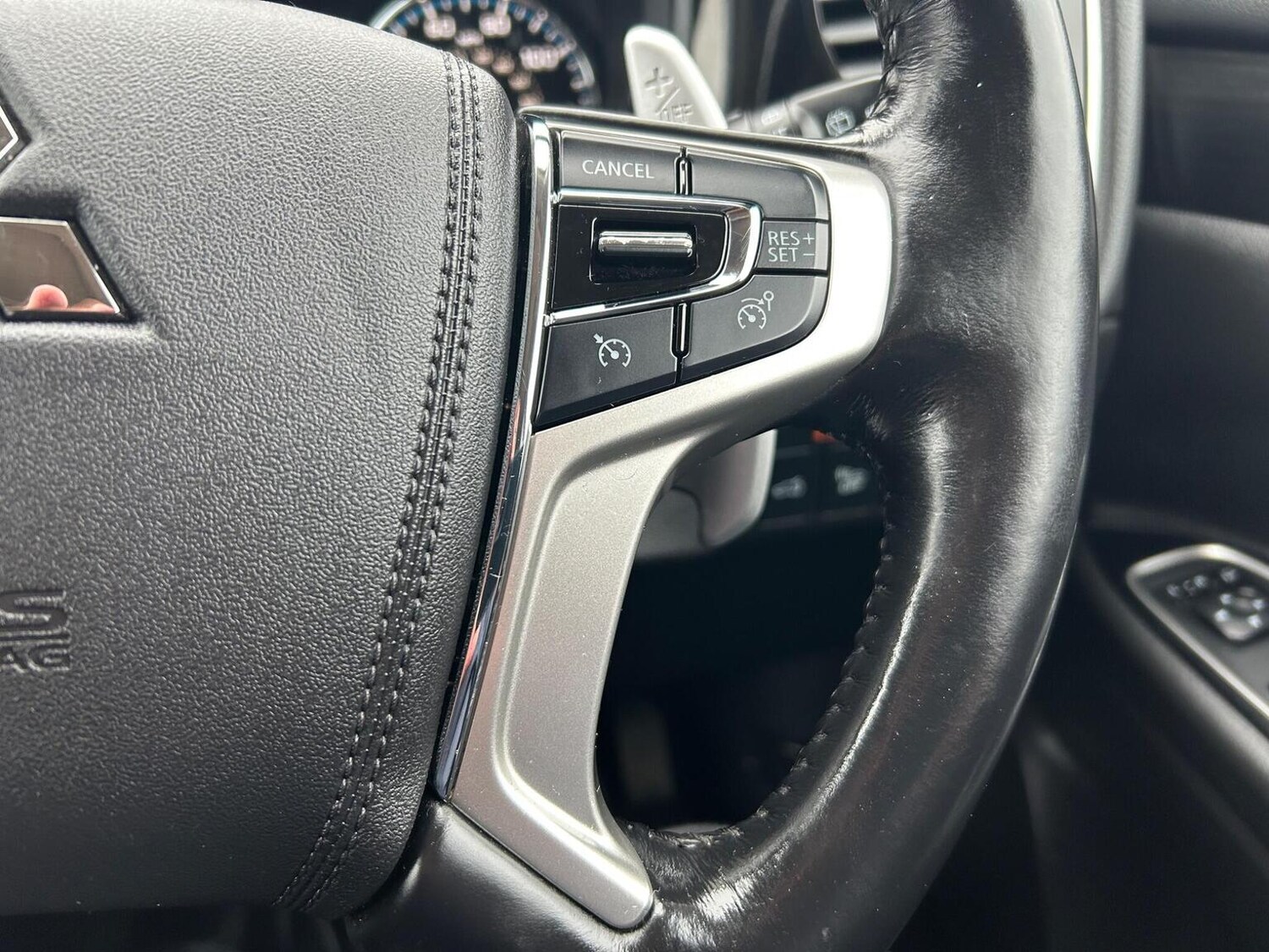 Used Mitsubishi Outlander 2017 for sale - 77807171: Photo 47