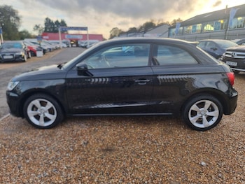 Used Audi A1 2017 for sale - 77802372: Photo