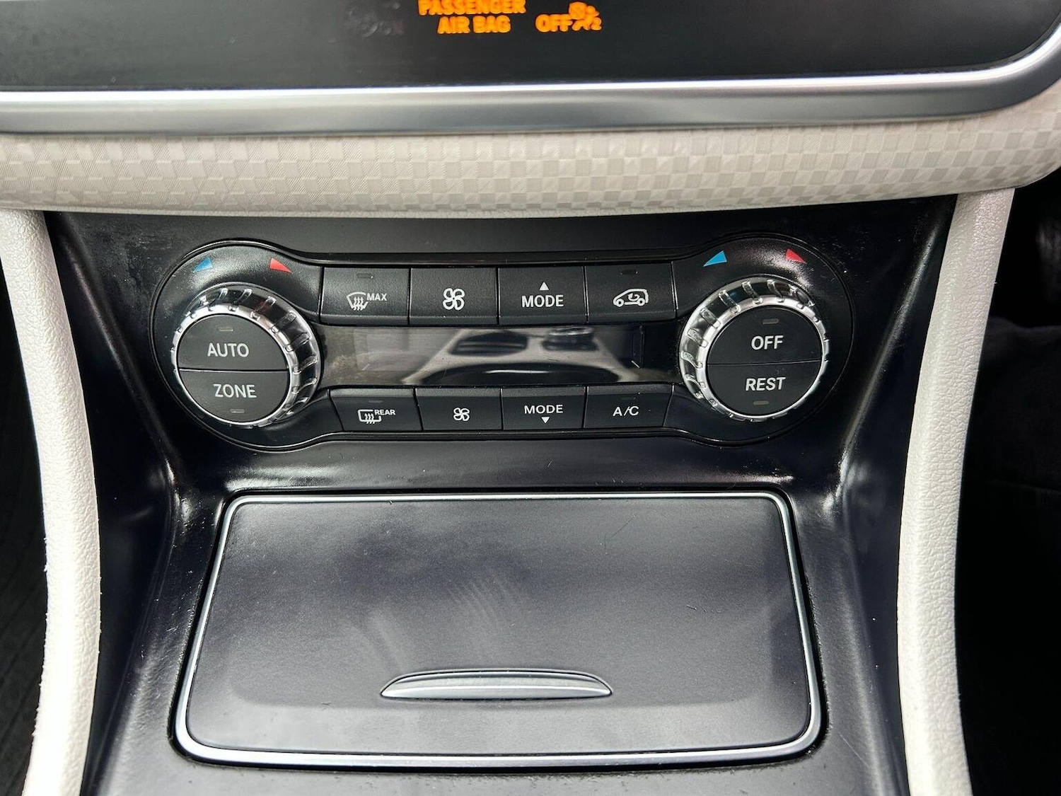 Used Mercedes-Benz A-Class 2015 for sale - 78134931: Photo 36