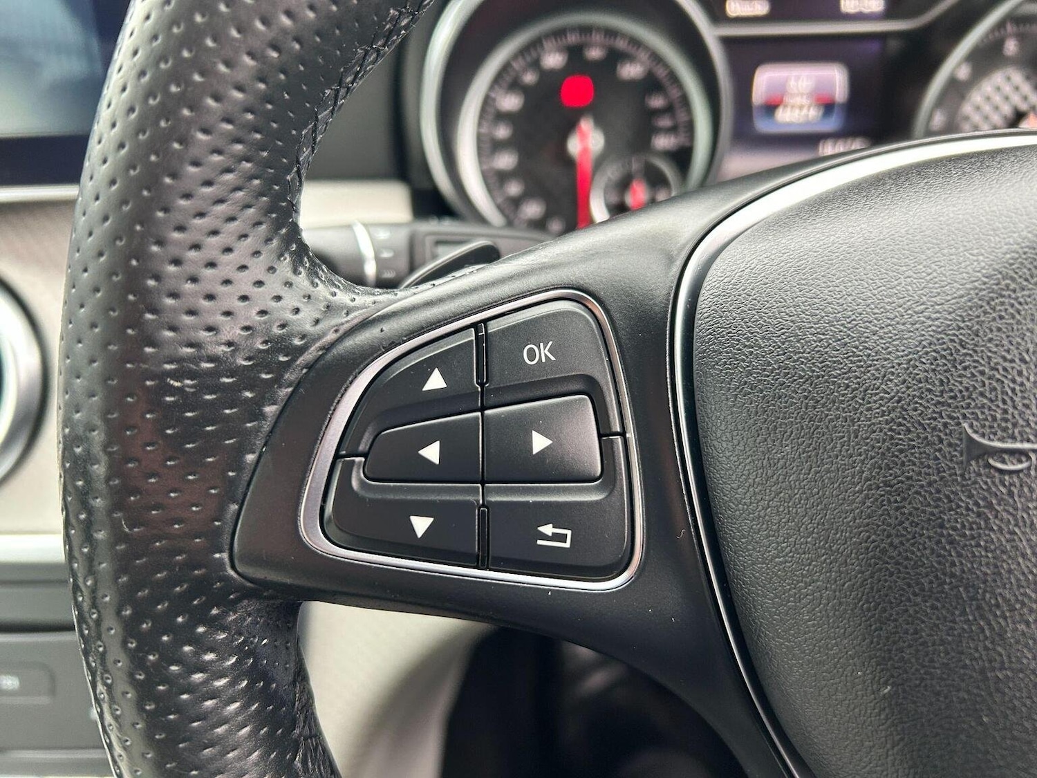 Used Mercedes-Benz A-Class 2015 for sale - 78134931: Photo 39