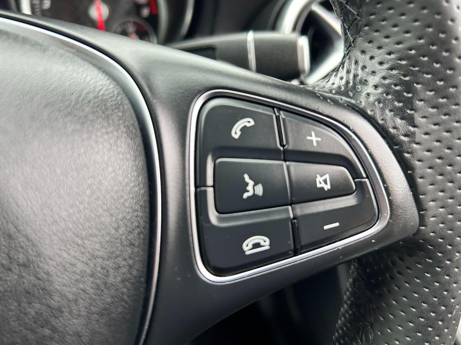 Used Mercedes-Benz A-Class 2015 for sale - 78134931: Photo 42