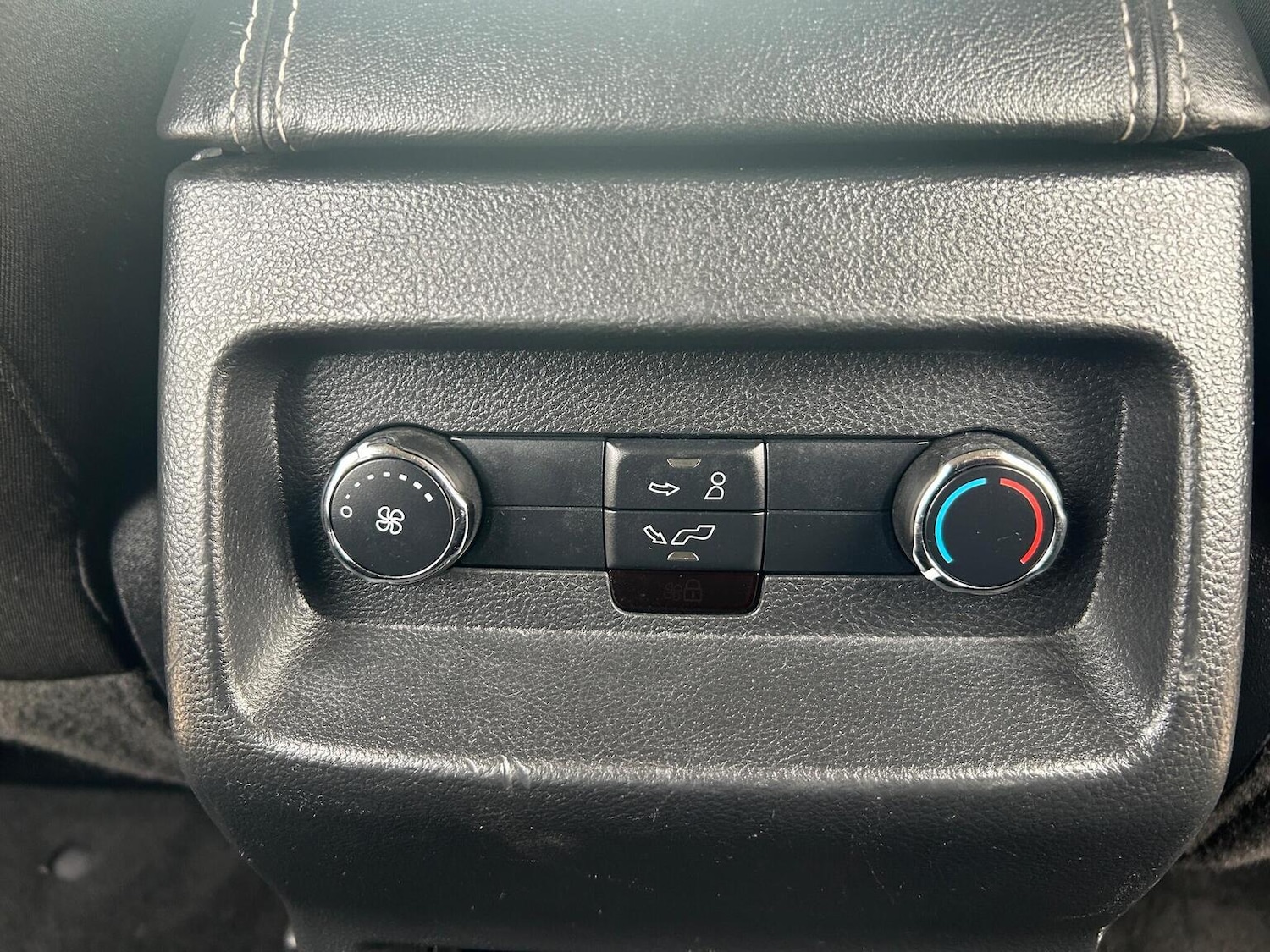 Used Ford Galaxy 2016 for sale - 77802356: Photo 37