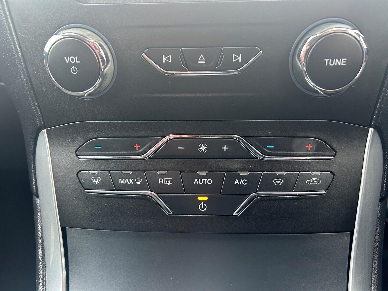 Used Ford Galaxy 2016 for sale - 77802356: Photo 42