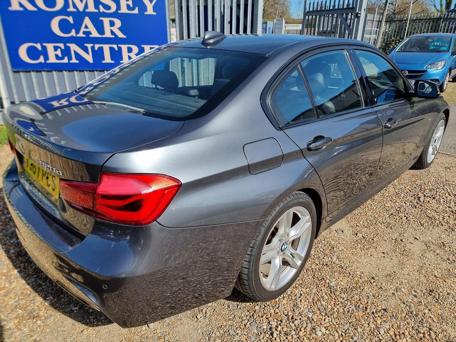 Used BMW 3 Series 2018 for sale - 77977048: Photo 11