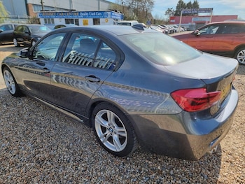 Used BMW 3 Series 2018 for sale - 77977048: Photo