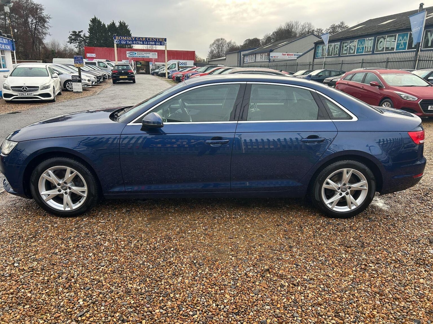 Used Audi A4 2017 for sale - 77802359: Photo 4