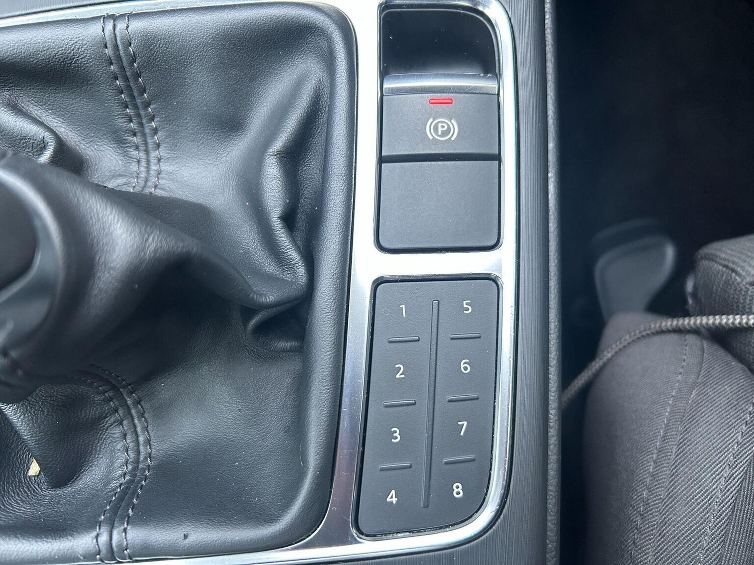 Used Audi A4 2017 for sale - 77802359: Photo 40