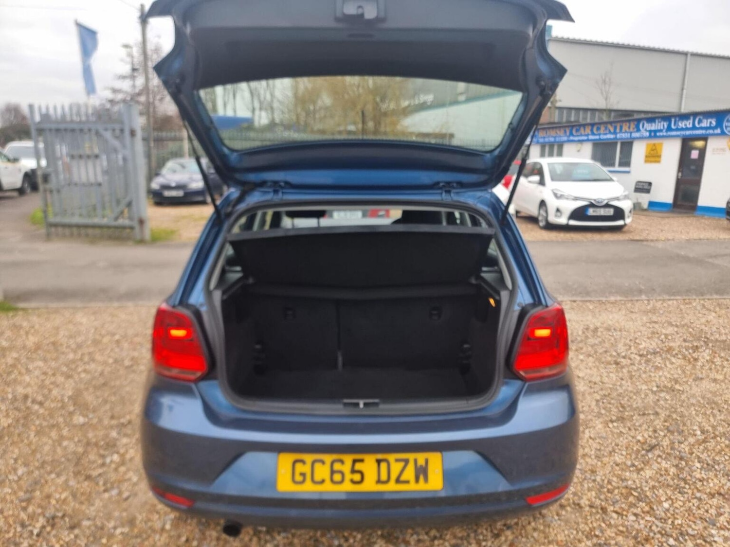 Used Volkswagen Polo 2016 for sale - 77977045: Photo 14