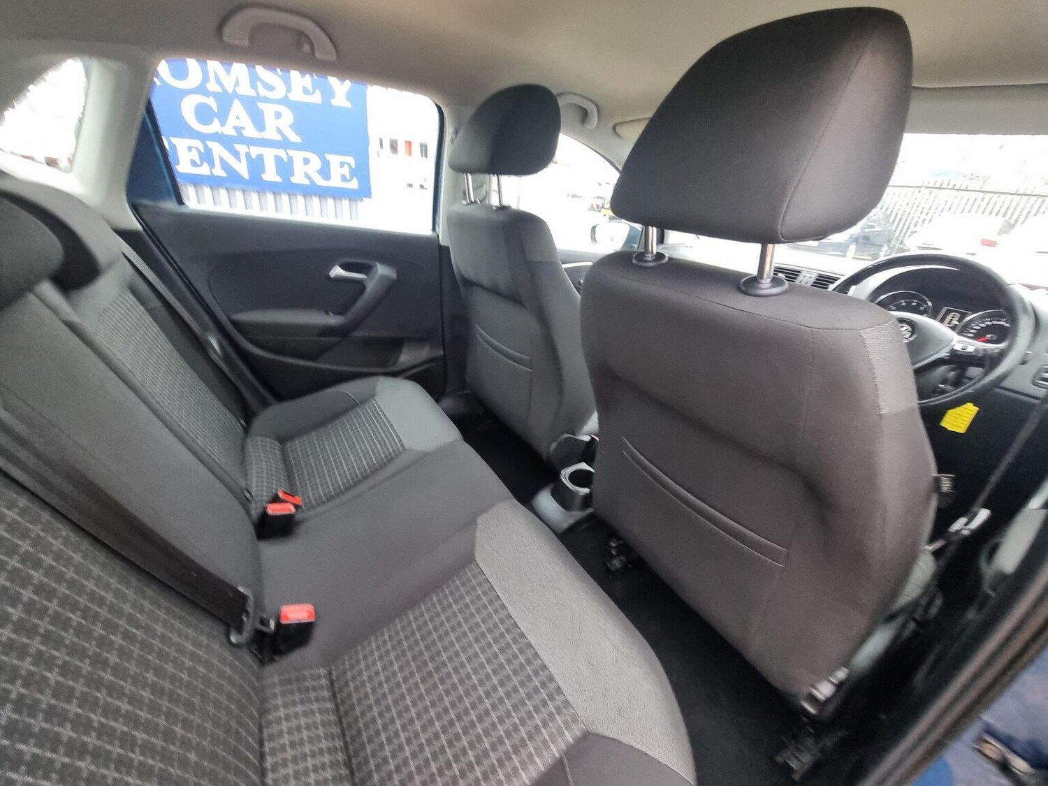 Used Volkswagen Polo 2016 for sale - 77977045: Photo 21