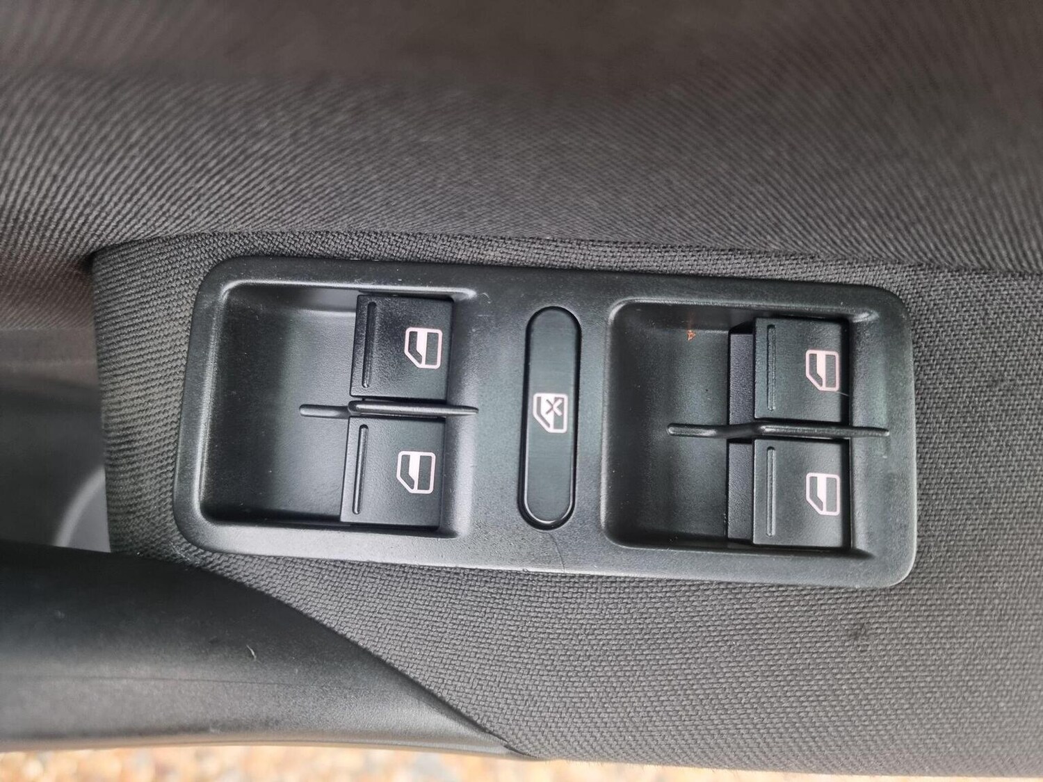 Used Volkswagen Polo 2016 for sale - 77977045: Photo 23