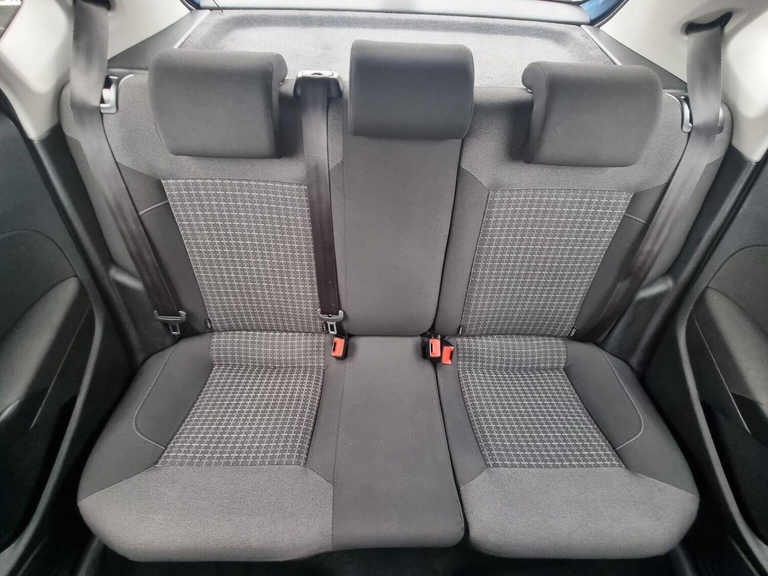 Used Volkswagen Polo 2016 for sale - 77977045: Photo 31