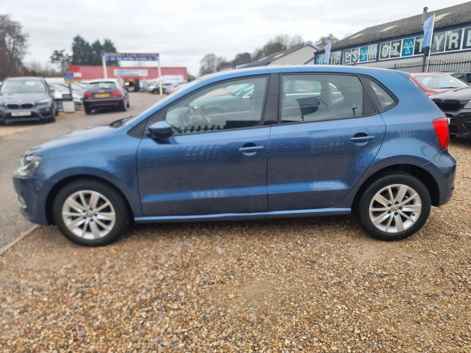 Used Volkswagen Polo 2016 for sale - 77977045: Photo 4