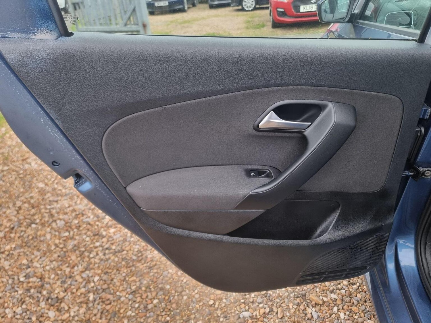 Used Volkswagen Polo 2016 for sale - 77977045: Photo 8