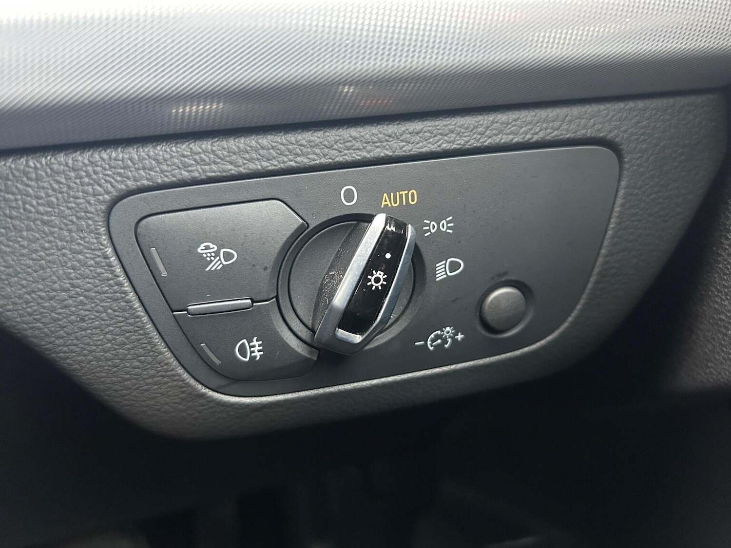 Used Audi Q5 2017 for sale - 78045683: Photo 44