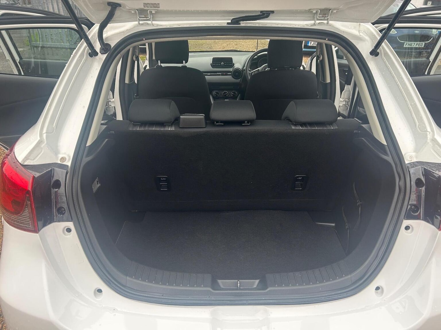 Used Mazda Mazda2 2018 for sale - 77802366: Photo 17