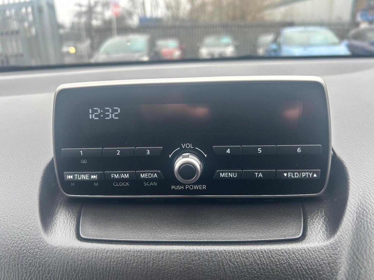 Used Mazda Mazda2 2018 for sale - 77802366: Photo 37