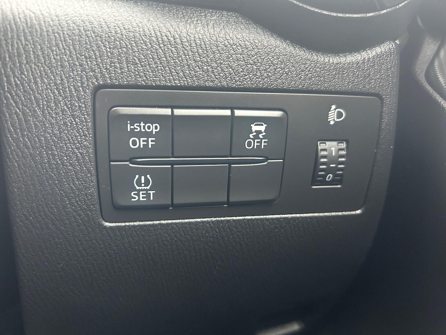 Used Mazda Mazda2 2018 for sale - 77802366: Photo 43