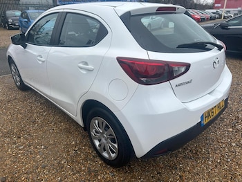 Used Mazda Mazda2 2018 for sale - 77802366: Photo
