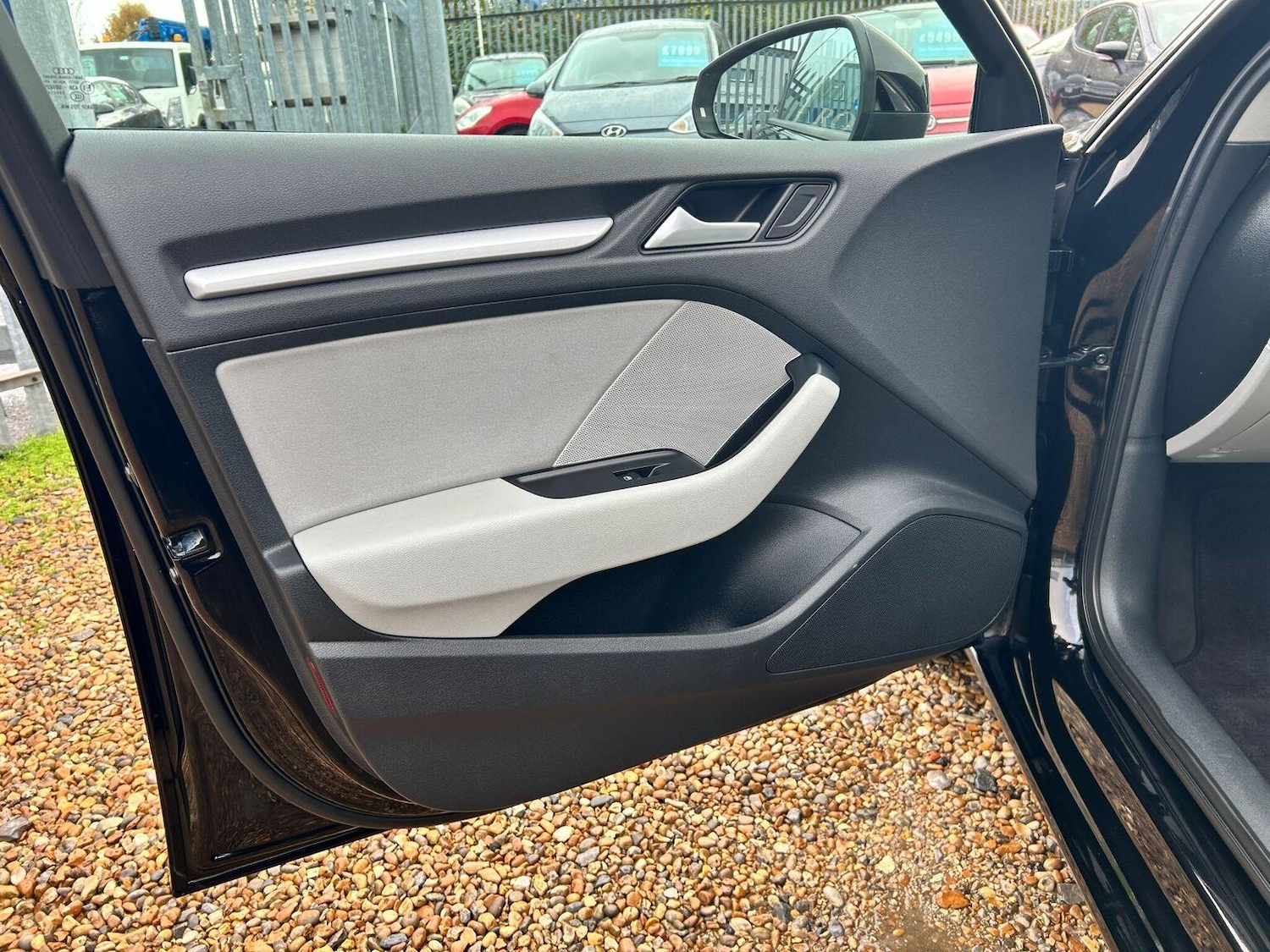 Used Audi A3 2015 for sale - 77802369: Photo 25