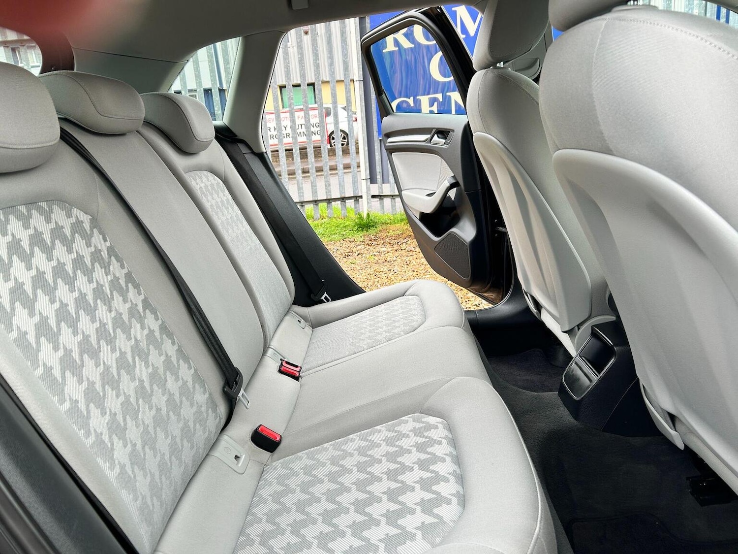 Used Audi A3 2015 for sale - 77802369: Photo 34