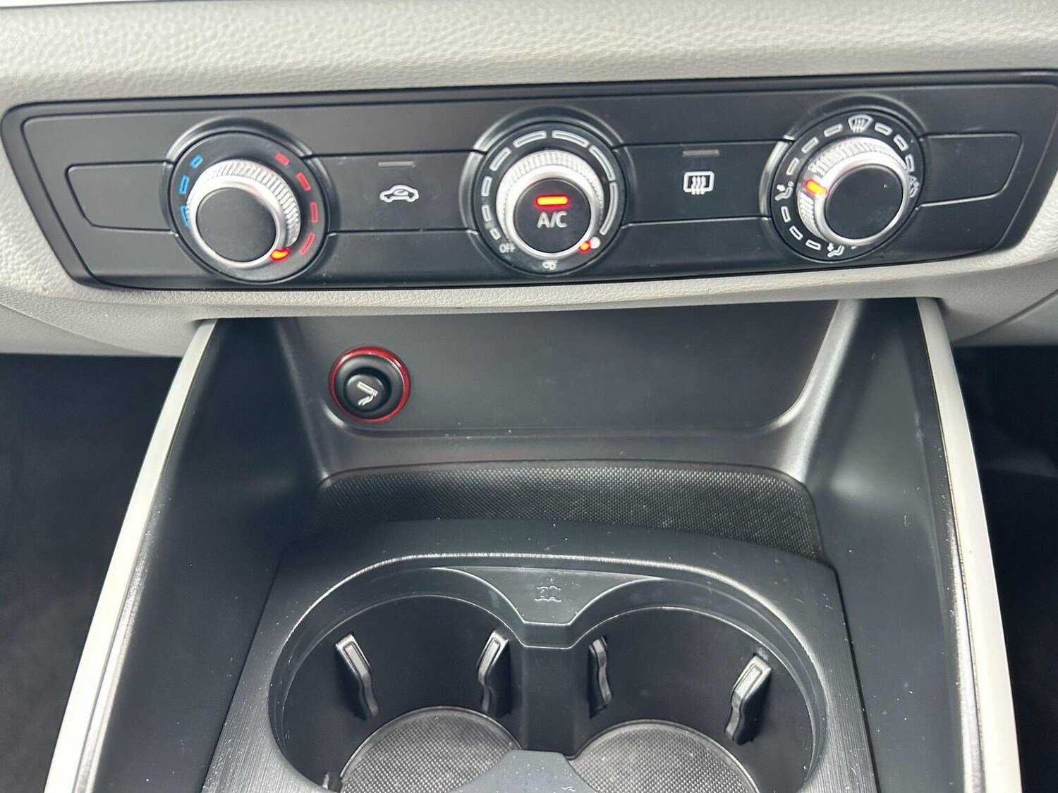 Used Audi A3 2015 for sale - 77802369: Photo 38