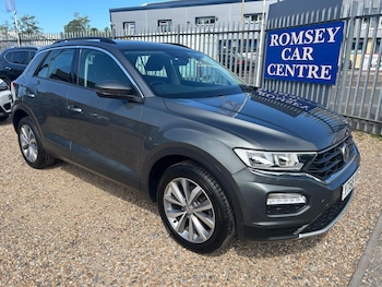 Used Volkswagen T-Roc 2018 for sale - 78427511: Photo