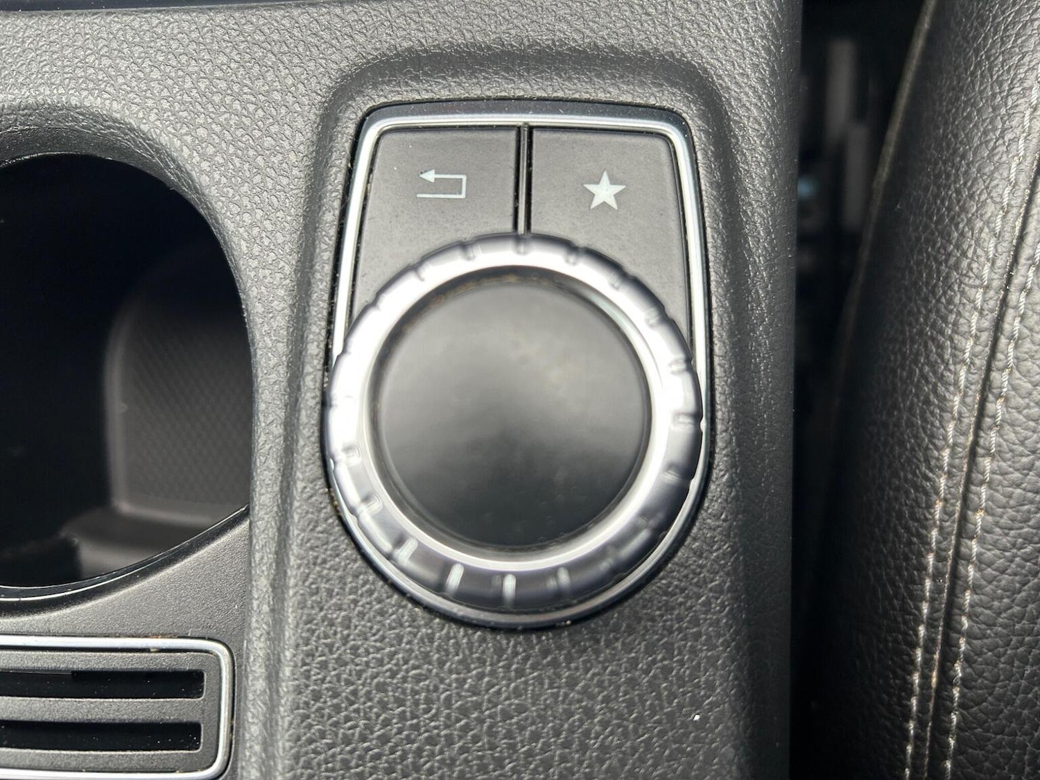 Used Mercedes-Benz A-Class 2016 for sale - 78098219: Photo 34