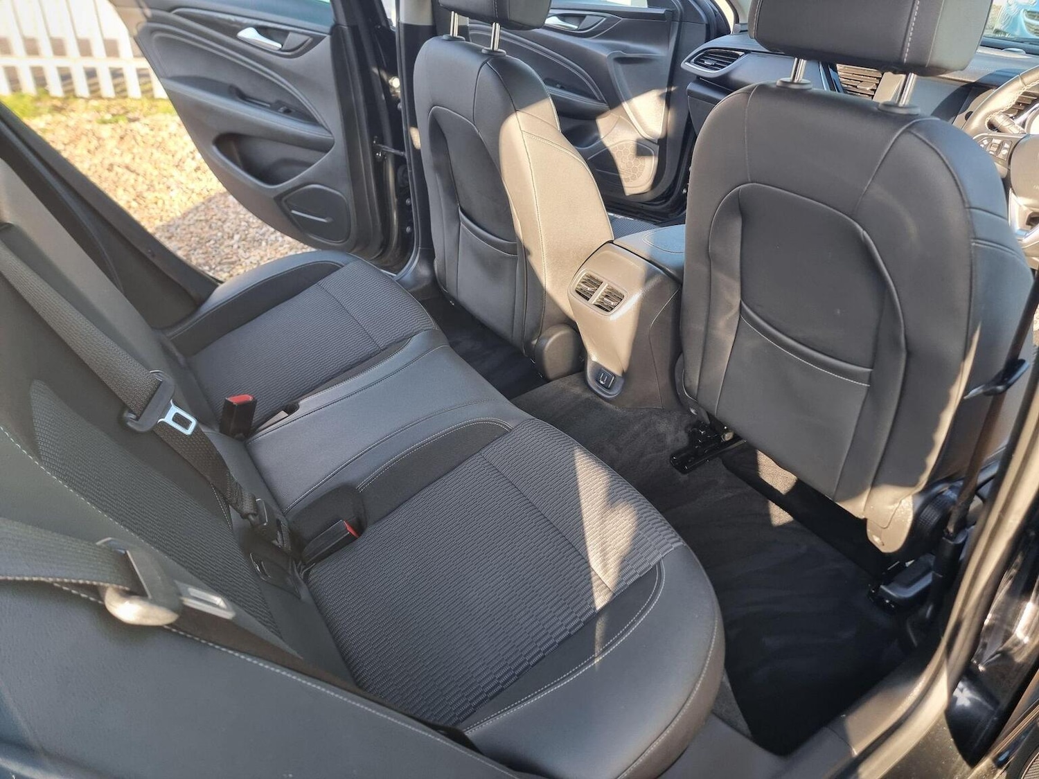 Used Vauxhall Insignia 2018 for sale - 77921407: Photo 20