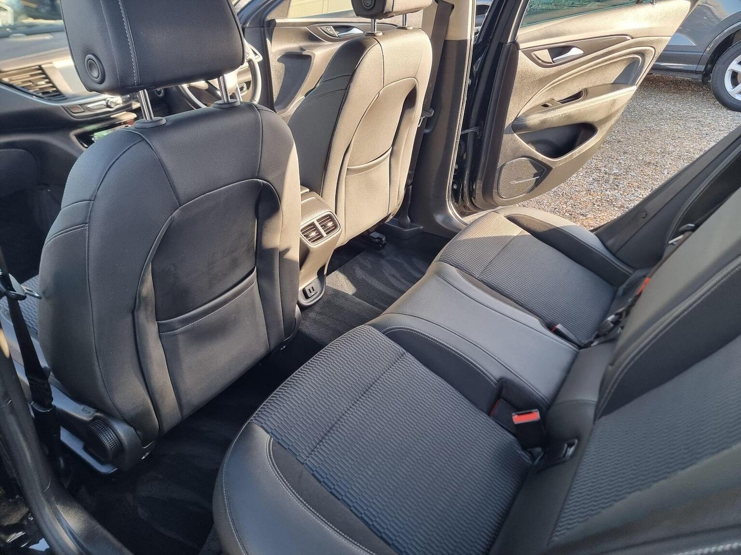 Used Vauxhall Insignia 2018 for sale - 77921407: Photo 21