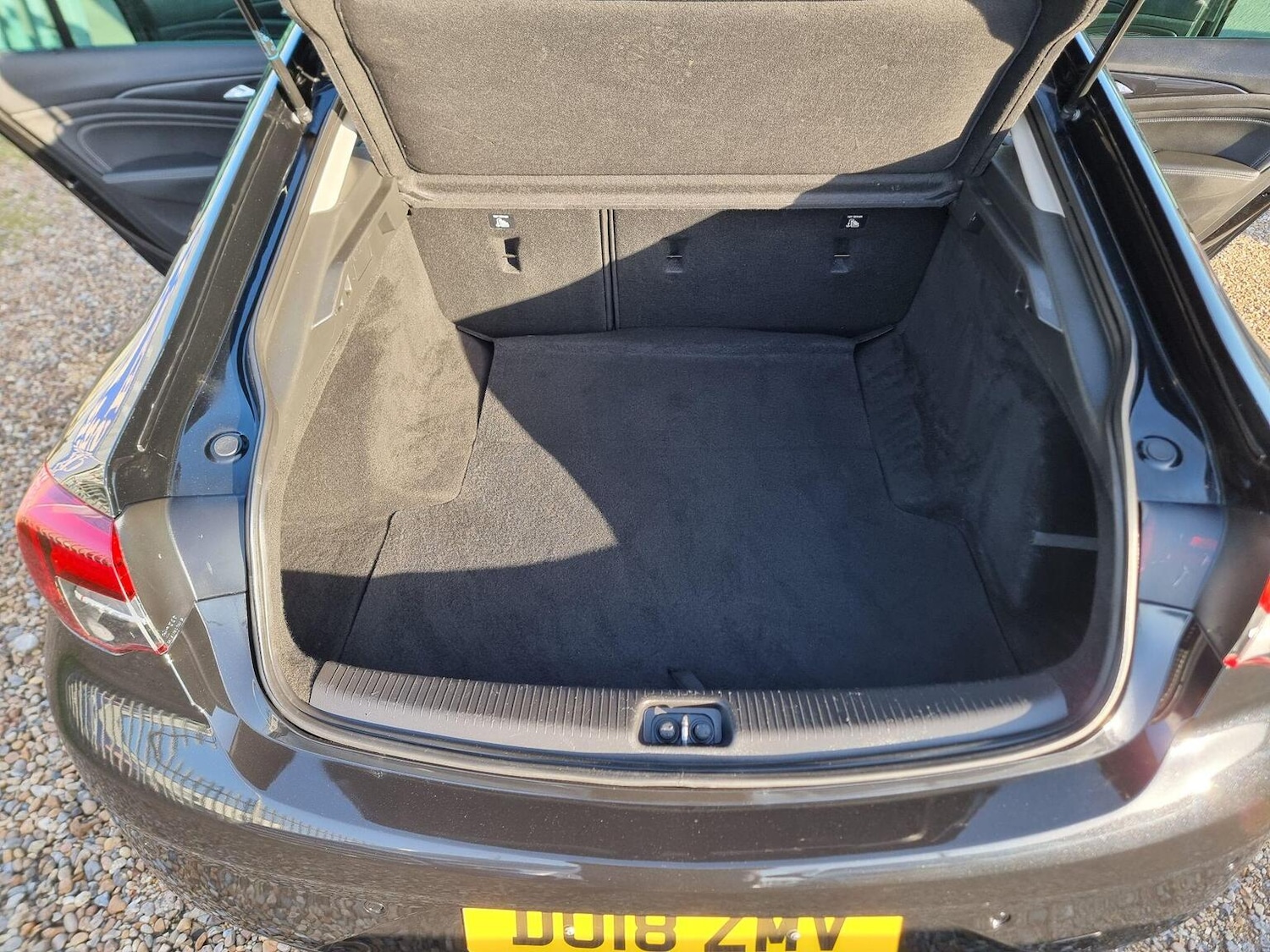 Used Vauxhall Insignia 2018 for sale - 77921407: Photo 29