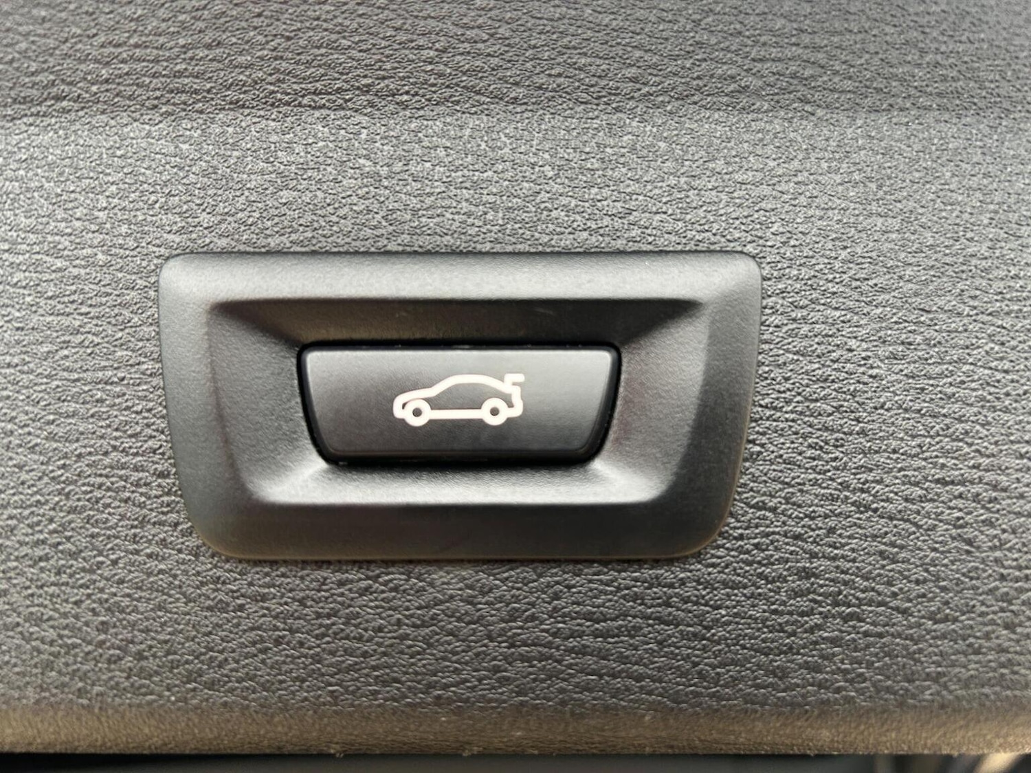 Used BMW X1 2015 for sale - 77802382: Photo 19