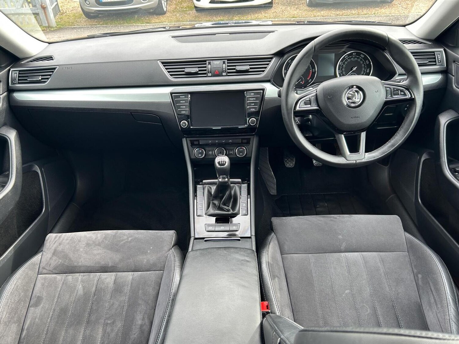 Used Skoda Superb 2016 for sale - 77906611: Photo 33