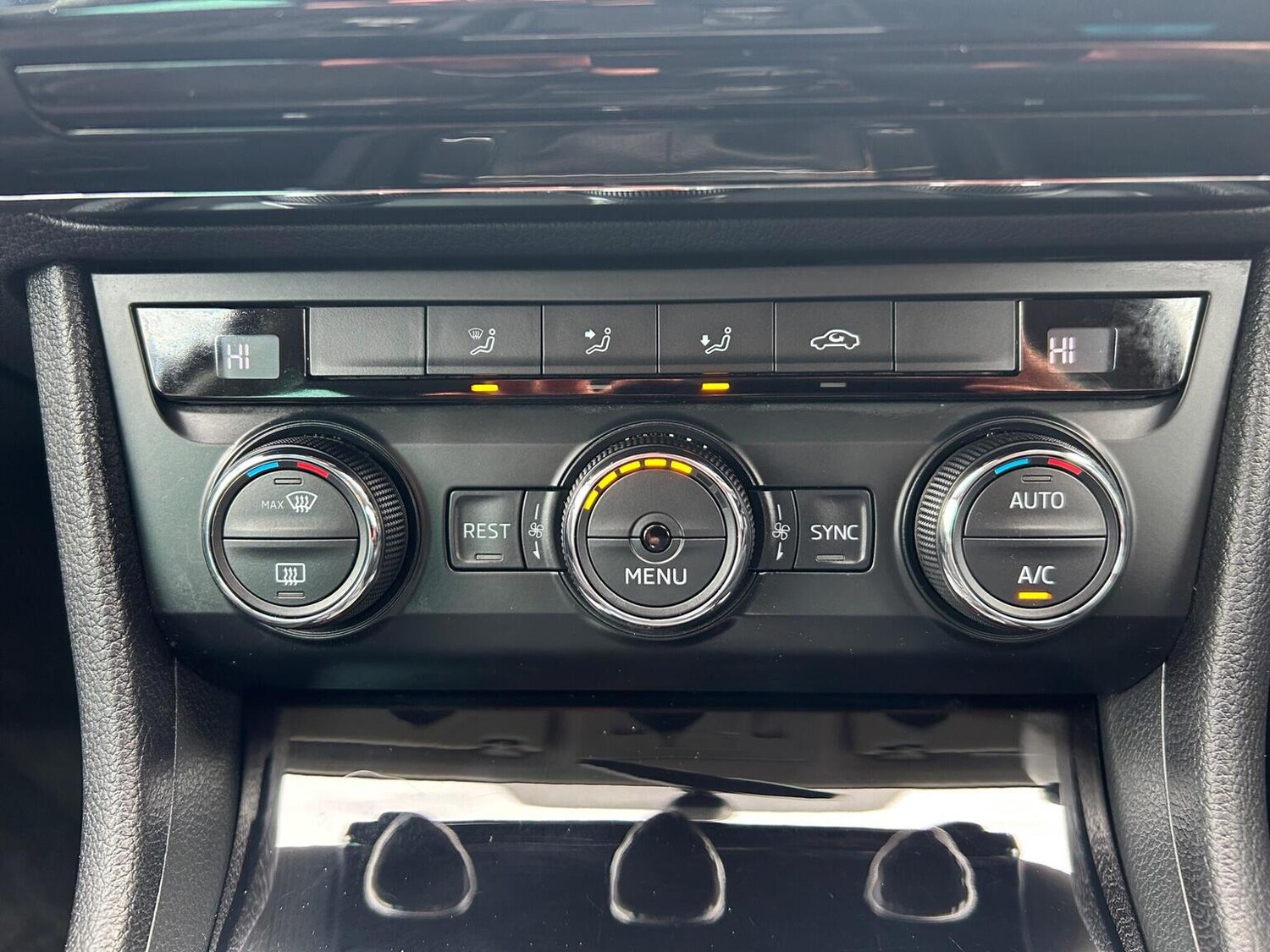 Used Skoda Superb 2016 for sale - 77906611: Photo 38