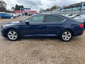 Used Skoda Superb 2016 for sale - 77906611: Photo