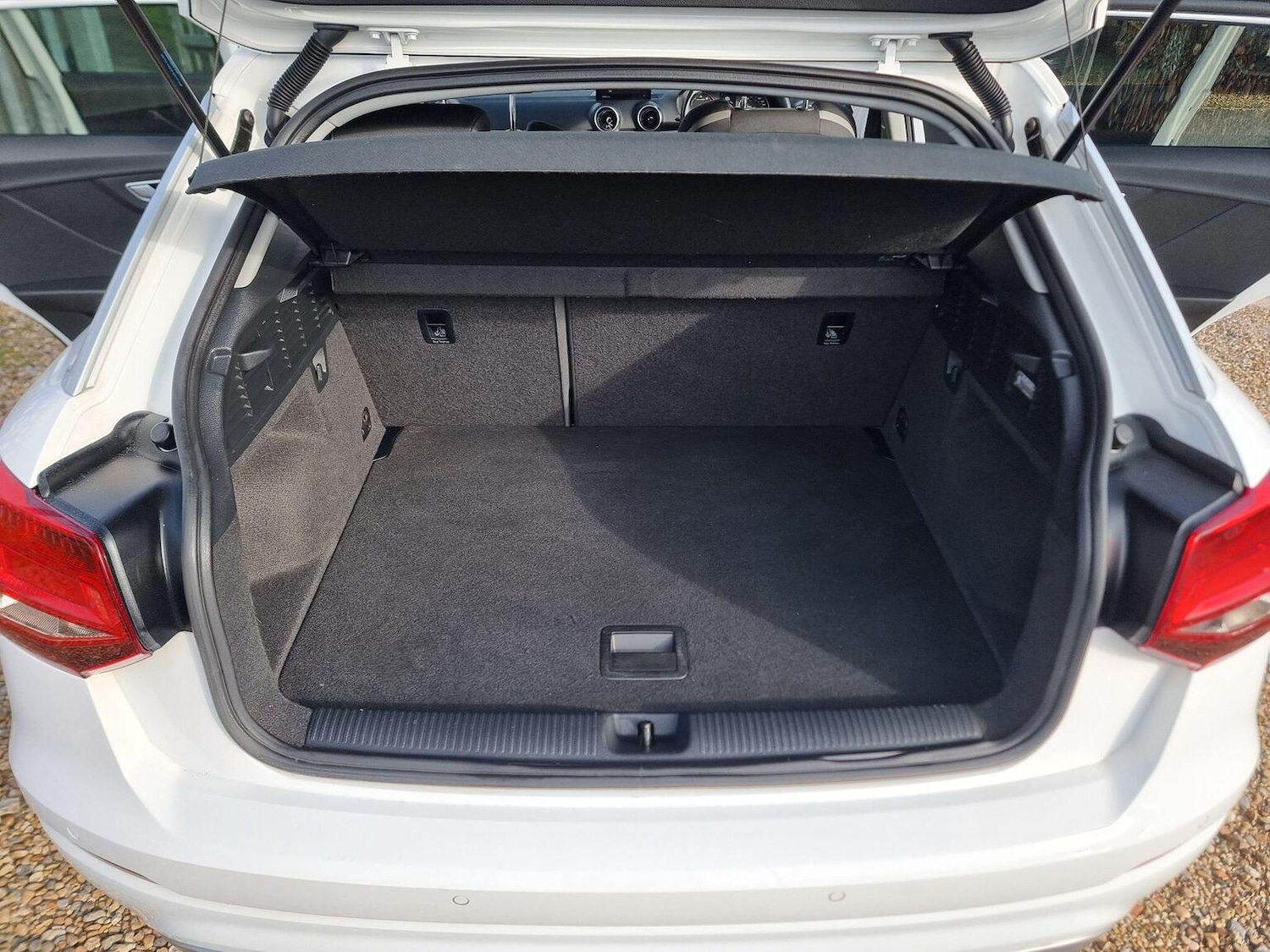 Used Audi Q2 2017 for sale - 77973751: Photo 27