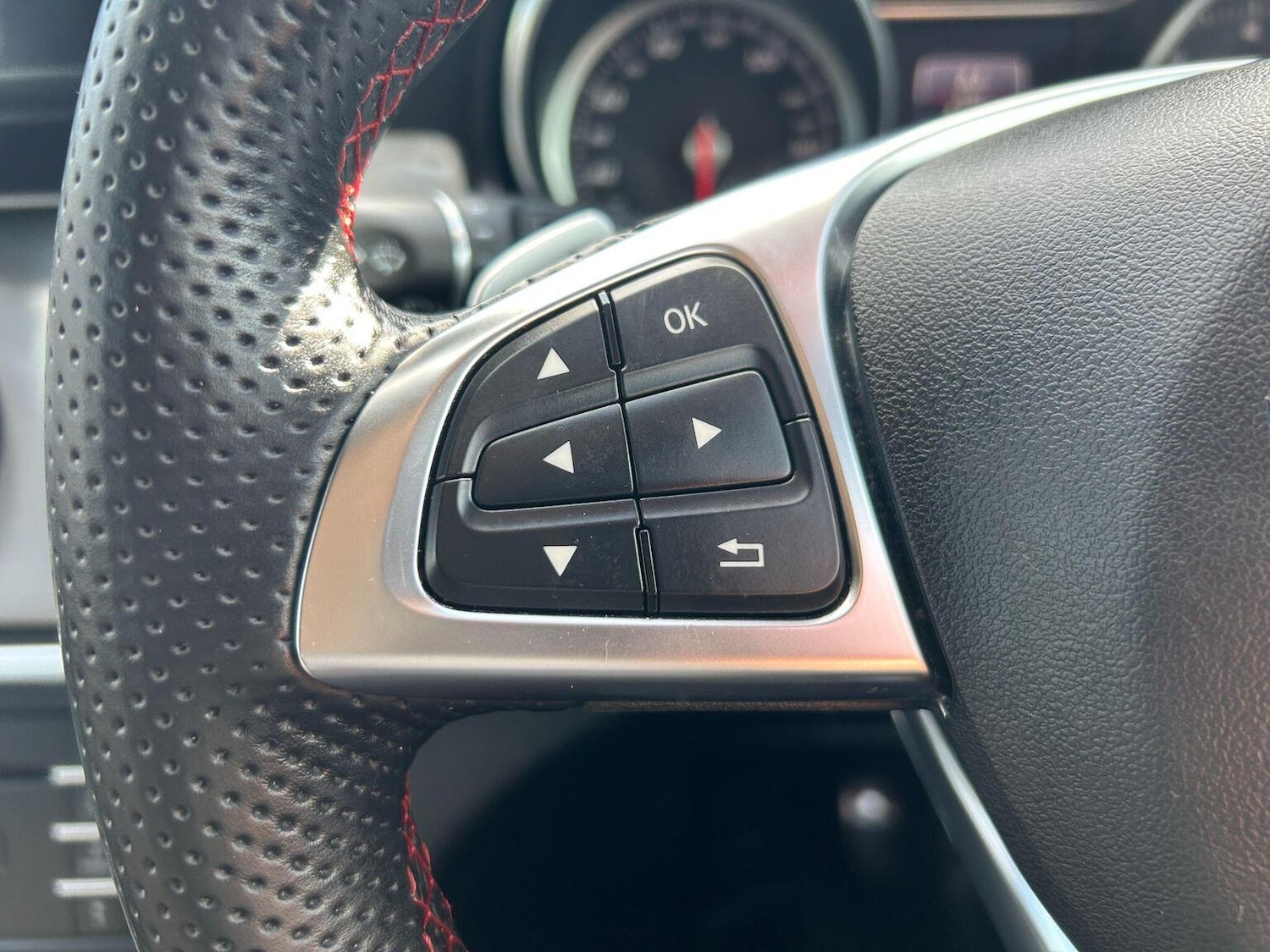 Used Mercedes-Benz GLA 2017 for sale - 77802376: Photo 43