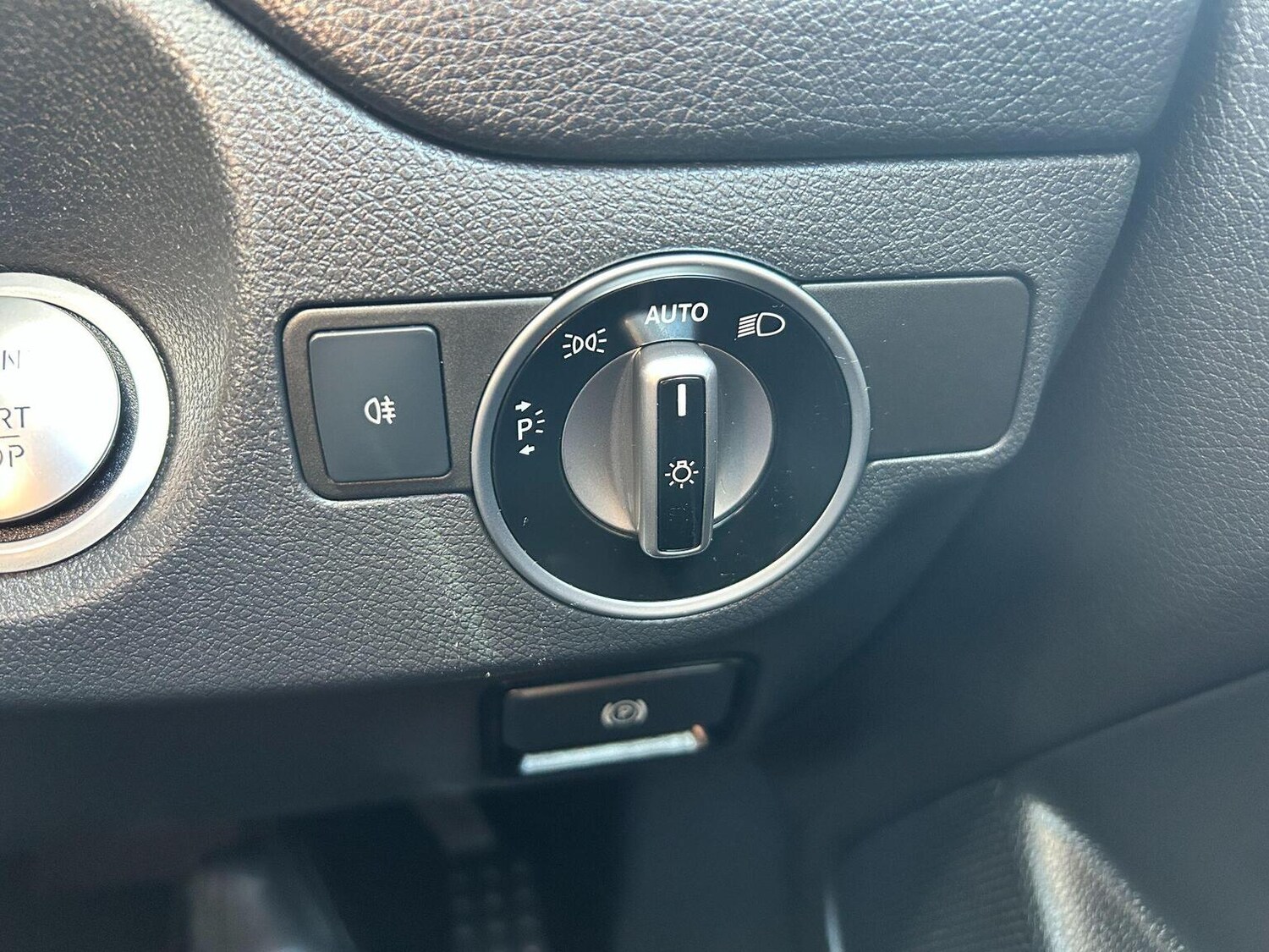 Used Mercedes-Benz GLA 2017 for sale - 77802376: Photo 48