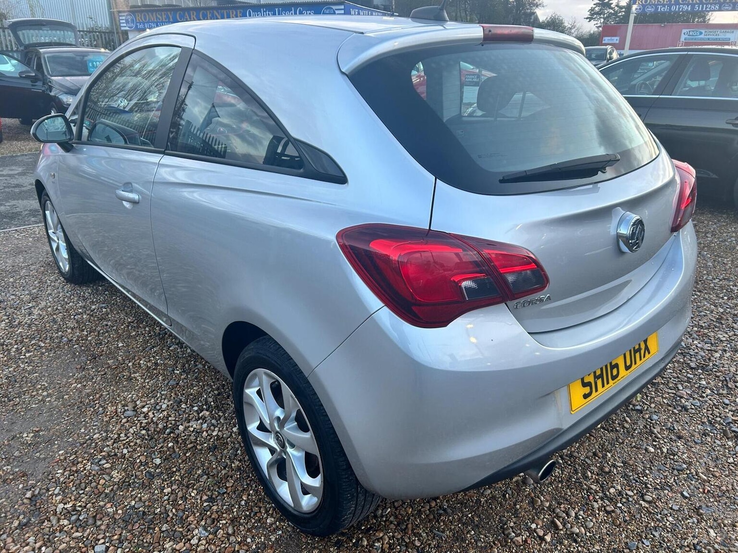 Used Vauxhall Corsa 2016 for sale - 77802350: Photo 5