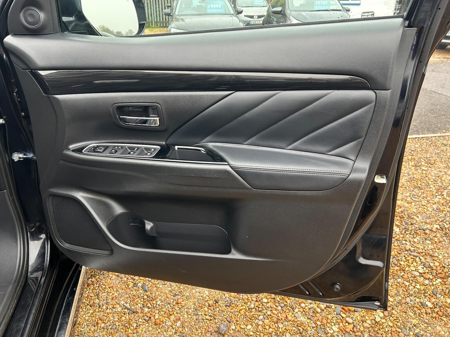 Used Mitsubishi Outlander 2017 for sale - 77938173: Photo 19