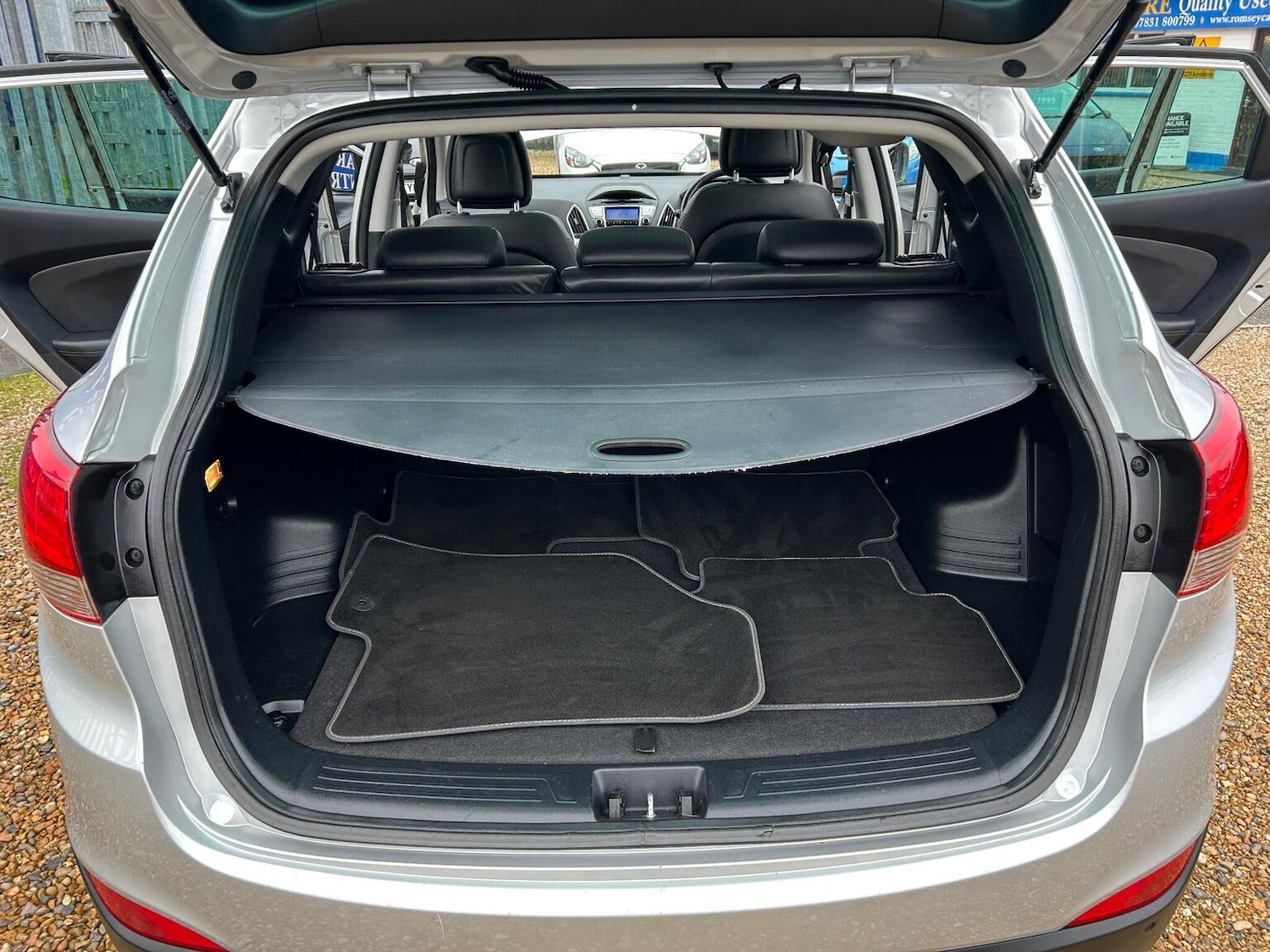 Used Hyundai Ix35 2011 for sale - 77802375: Photo 17