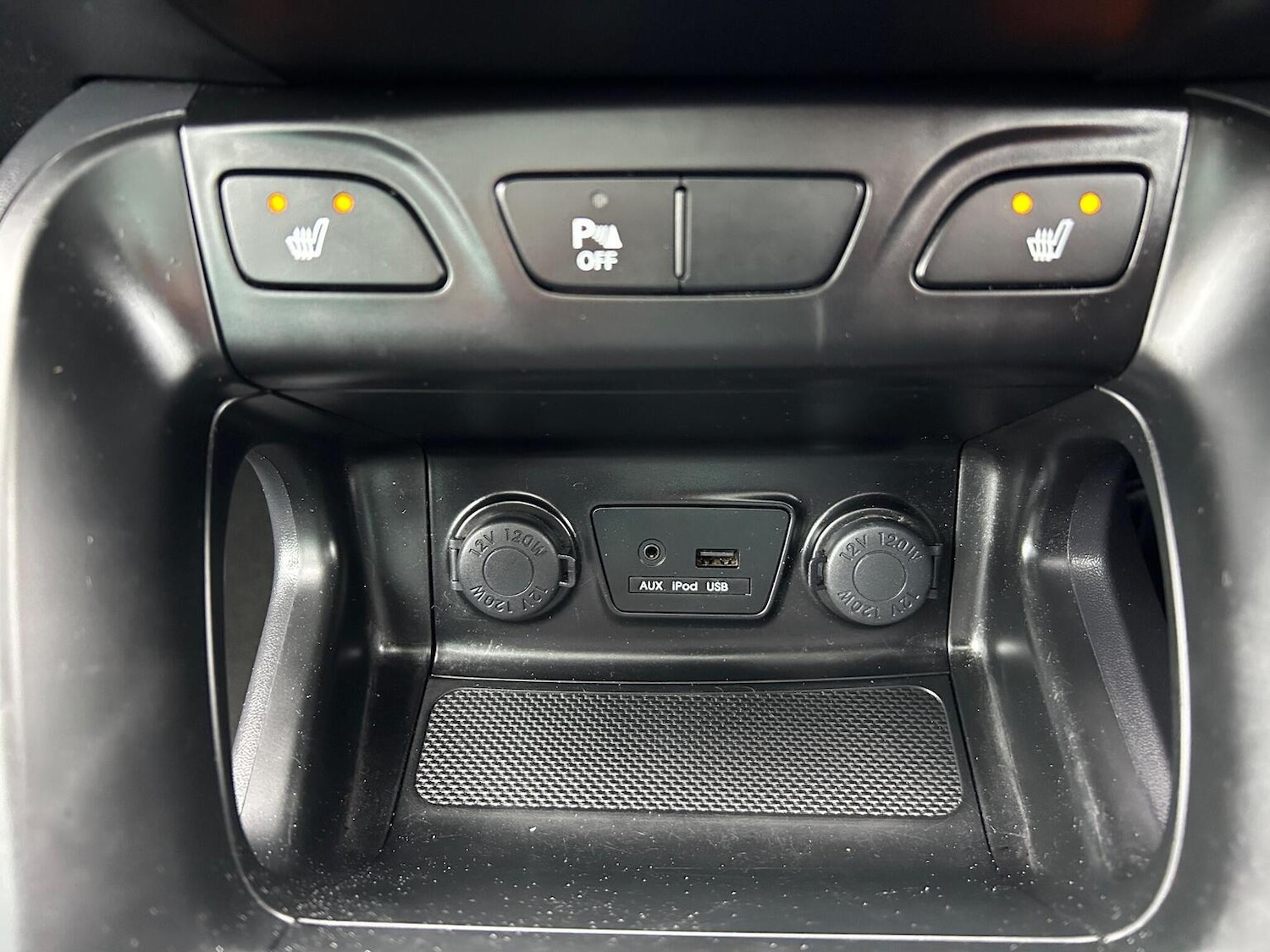 Used Hyundai Ix35 2011 for sale - 77802375: Photo 35