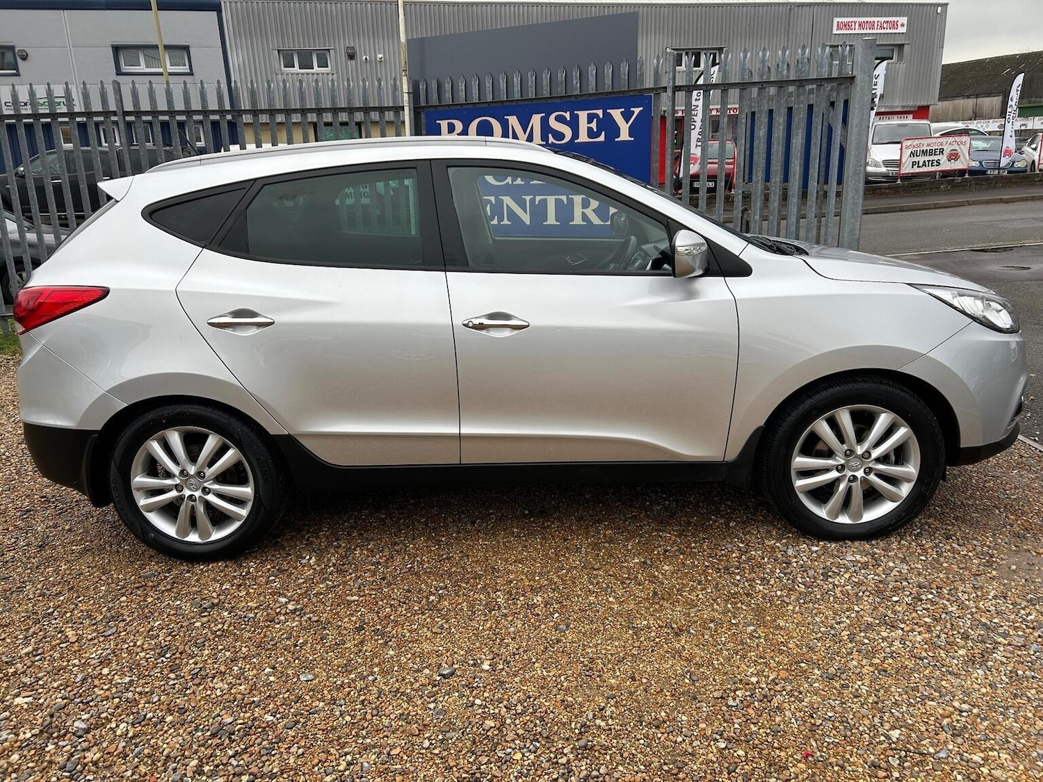 Used Hyundai Ix35 2011 for sale - 77802375: Photo 8