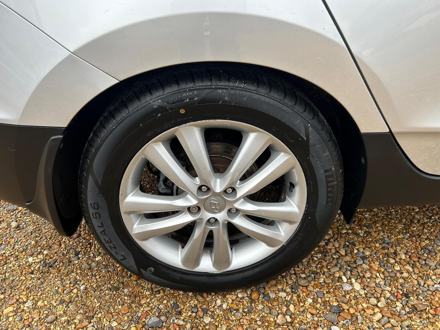 Used Hyundai Ix35 2011 for sale - 77802375: Photo 9