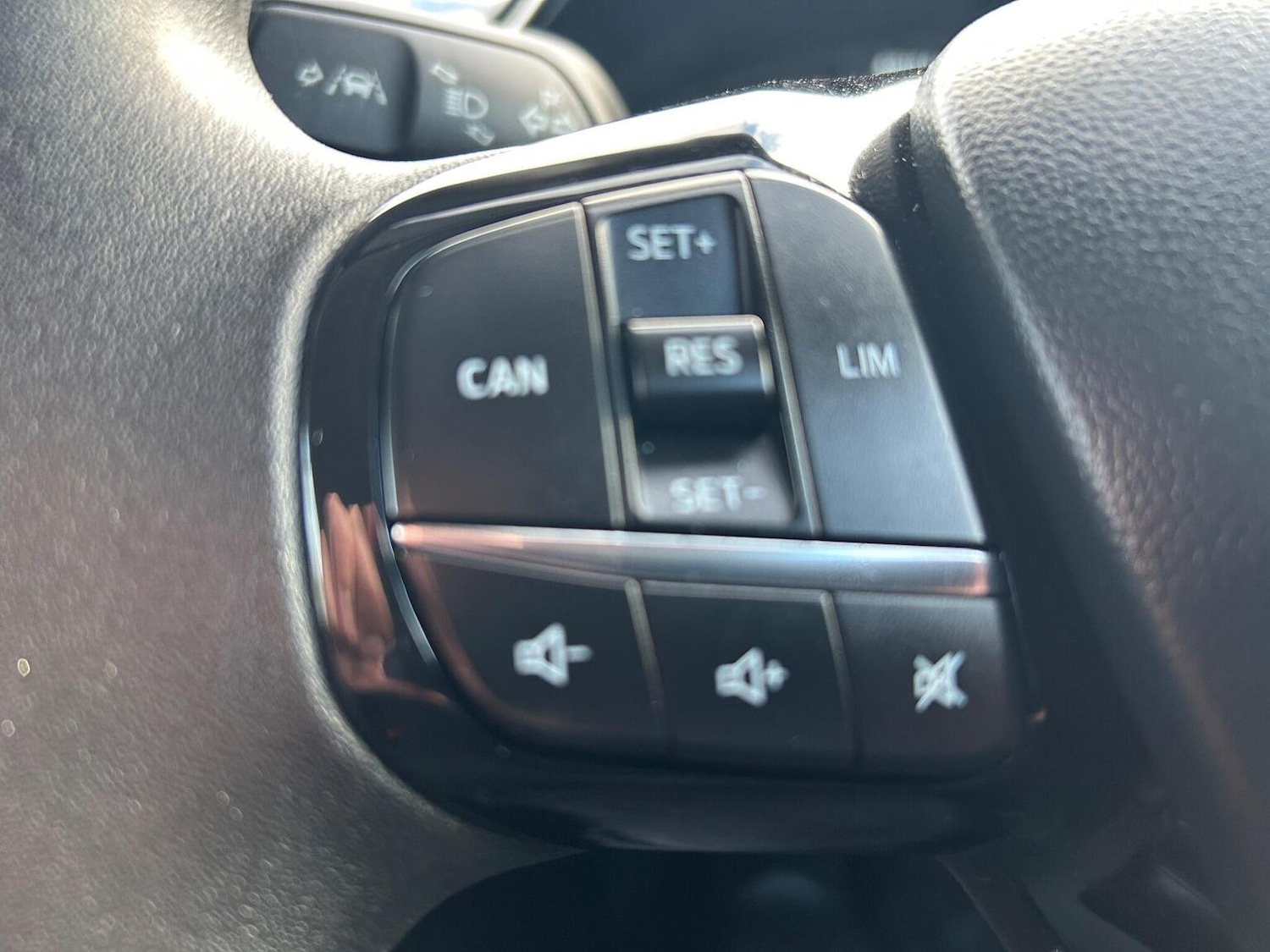 Used Ford Fiesta 2018 for sale - 77937882: Photo 41