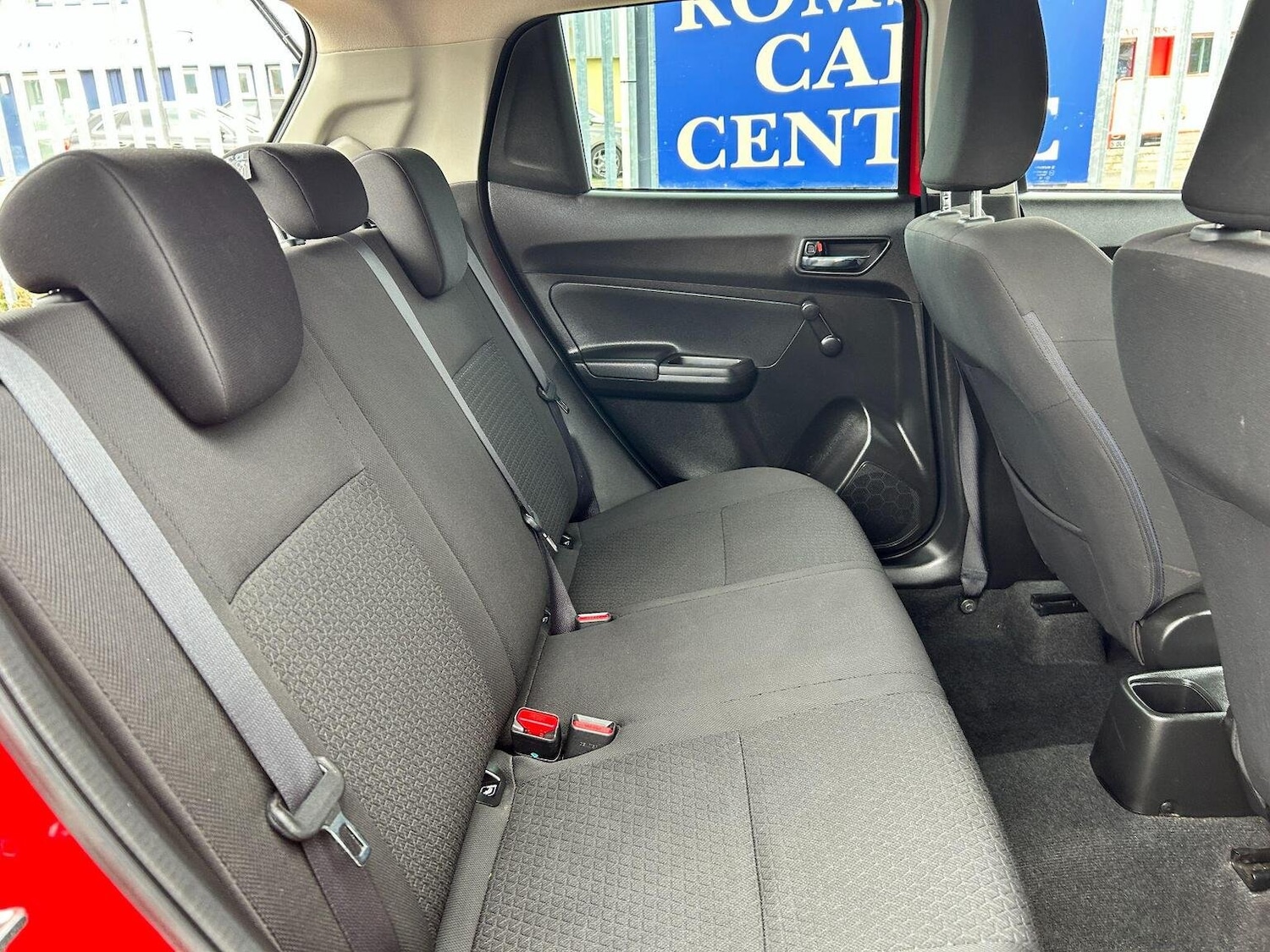 Used Suzuki Swift 2018 for sale - 77802380: Photo 29