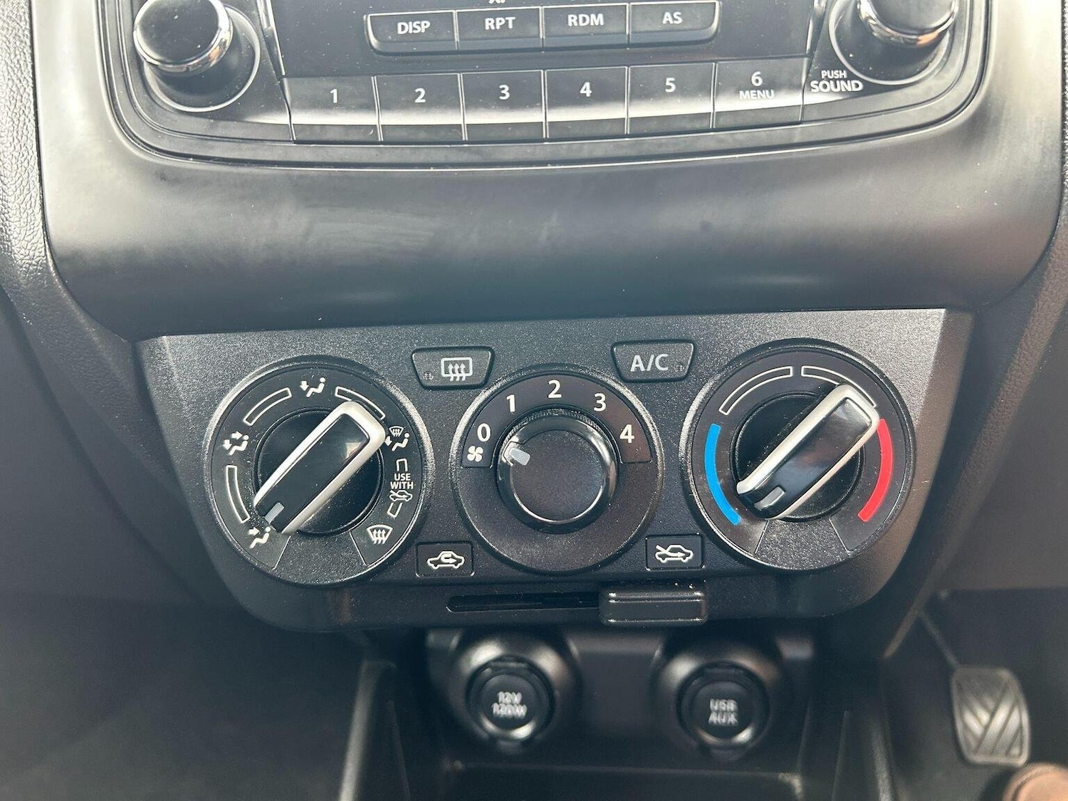 Used Suzuki Swift 2018 for sale - 77802380: Photo 32