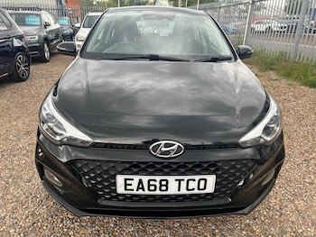 Used Hyundai i20 2018 for sale - 78599641: Photo