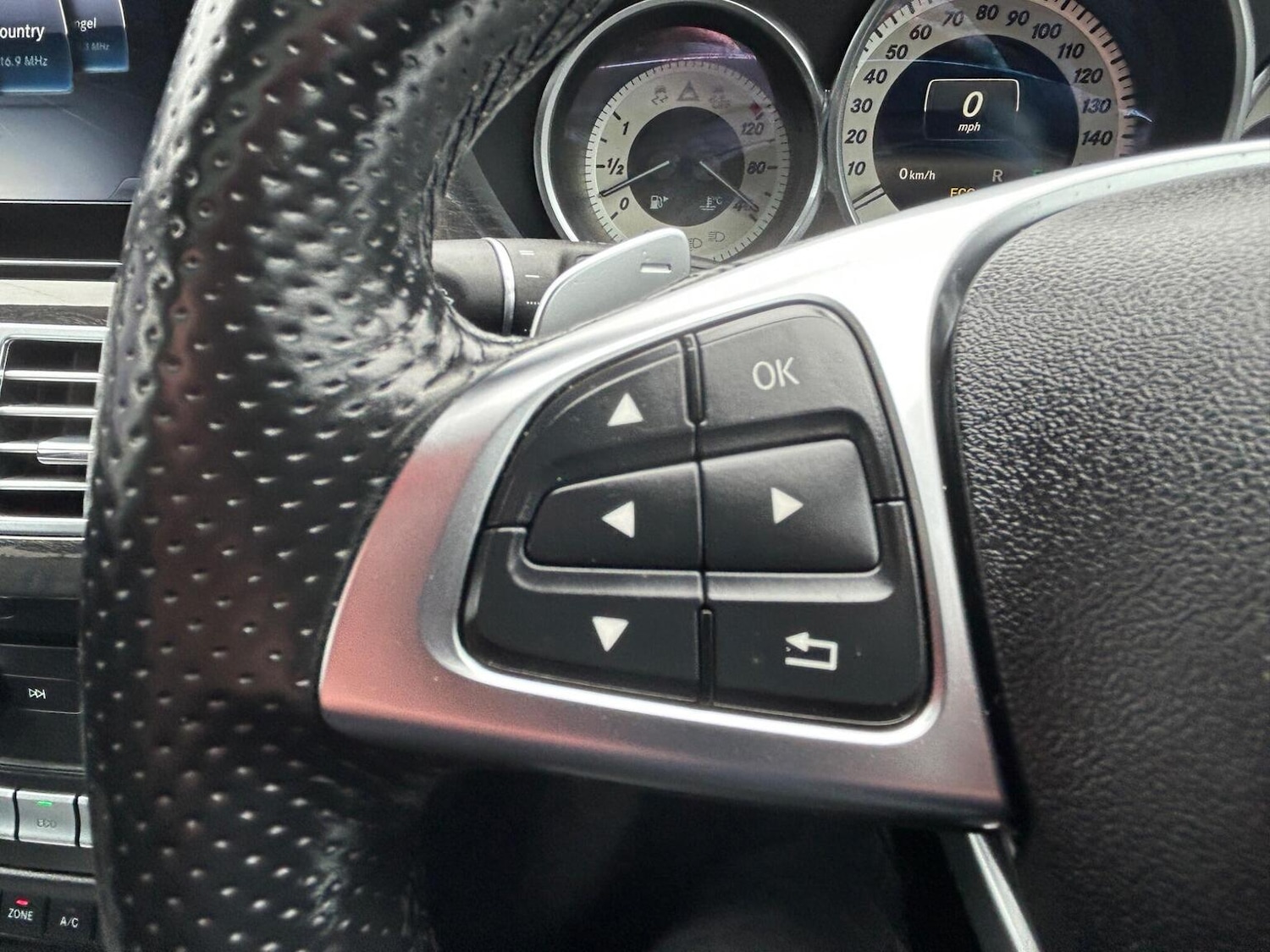 Used Mercedes-Benz CLS 2015 for sale - 78031699: Photo 40